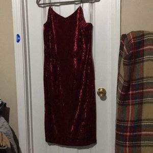 Active USA Burgundy velvet midi dress